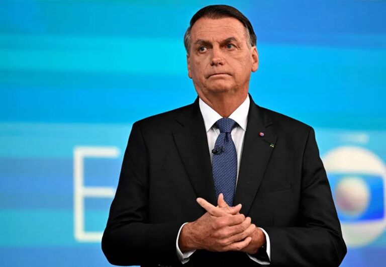 Após perder eleição, Bolsonaro finalmente se pronuncia através de aliados e manda recado para Lula