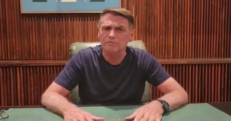 VÍDEO: Bolsonaro faz apelo ao Brasil e pede fim do bloqueio nas rodovias
