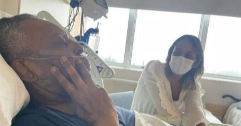 De cortar o coração! Filha de Pelé mostra últimas fotos do Rei no hospital
