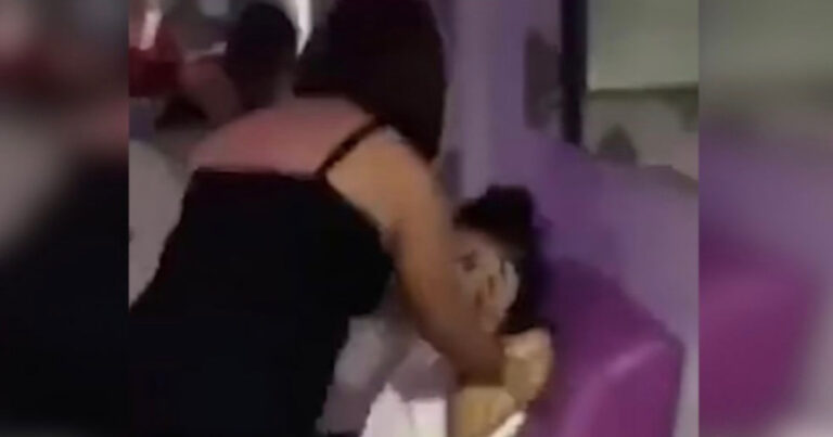 Mulher em fúria invade bordel e dá surra em profissional do ‘amor’ que fazia programa com seu marido