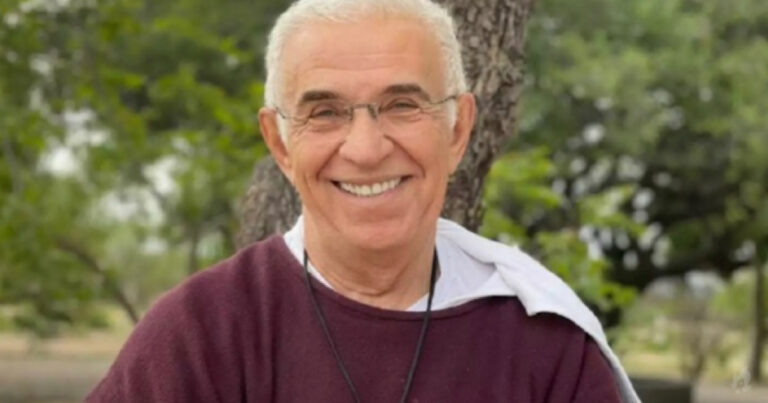 Vítimas de padre Airton Freire revelam que ele ria enquanto cometia os abusos: ‘Acordei só de cueca’