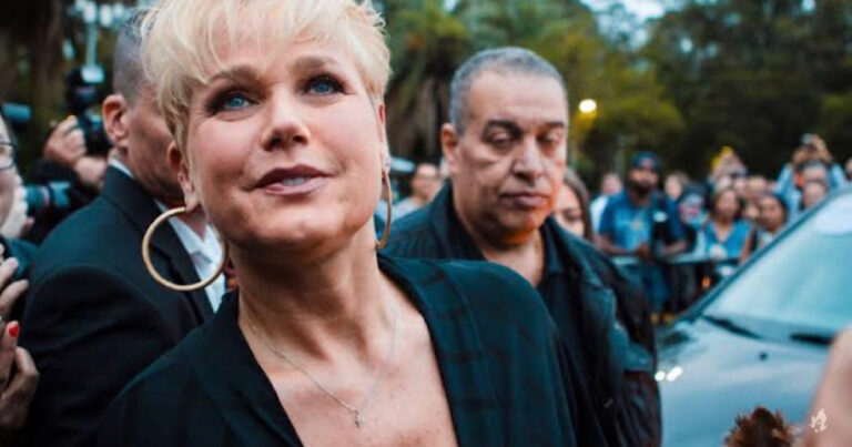 A de amor, i de indenização? Fã pede R$ 200 mil em processo contra Xuxa