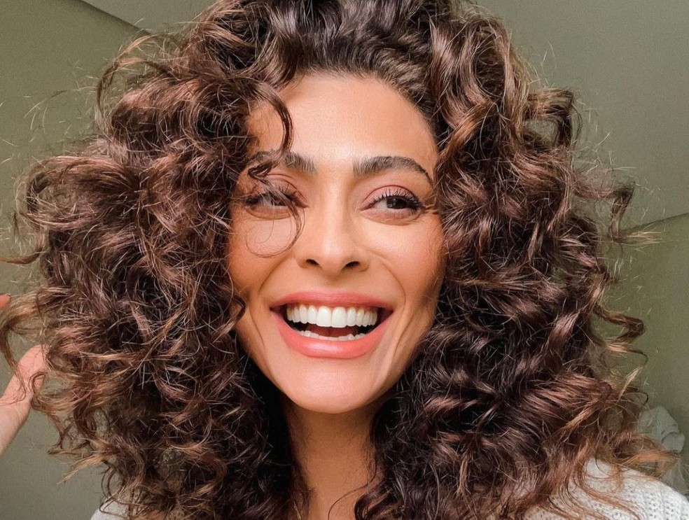 Juliana Paes fala de casamento e desabafa sobre culpa: 'Sempre dos homens'