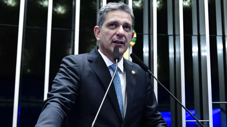 Líder do PT no Senado defende CPMI do INSS; Planalto segue contra