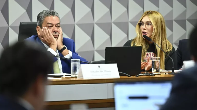 Virginia e senador brincam sobre beleza de Zé Felipe durante CPI das Bets