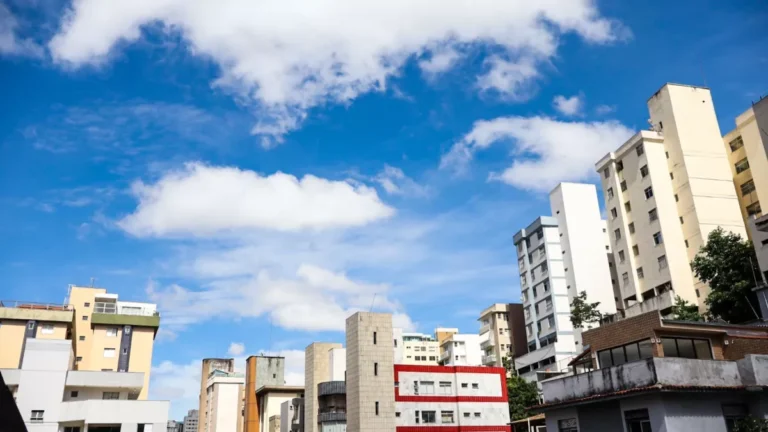 Tempo estável e predomínio de sol em Belo Horizonte na próxima semana
