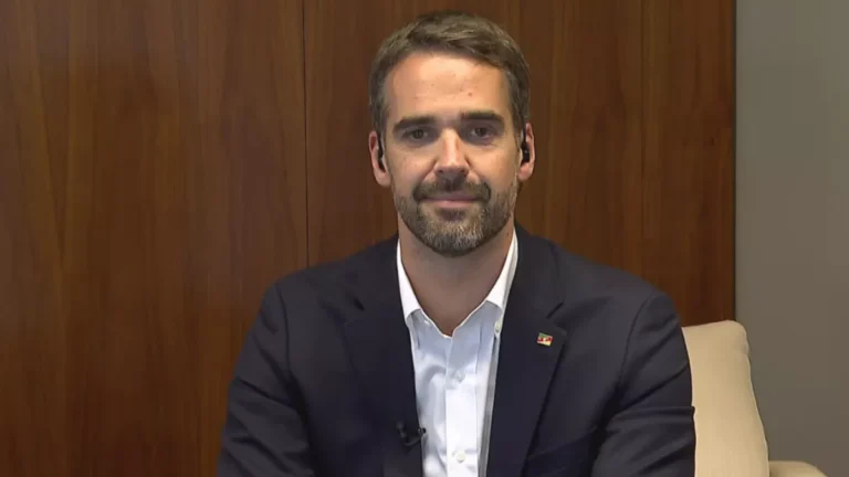 Se Riedel vir do PSDB para o PSD, será uma alegria, diz Eduardo Leite à CNN