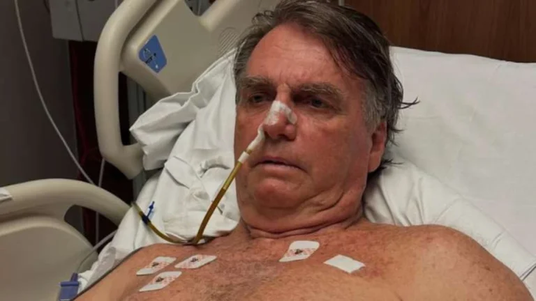 É grave? Jair Bolsonaro passa mal e volta às pressas para Brasilia