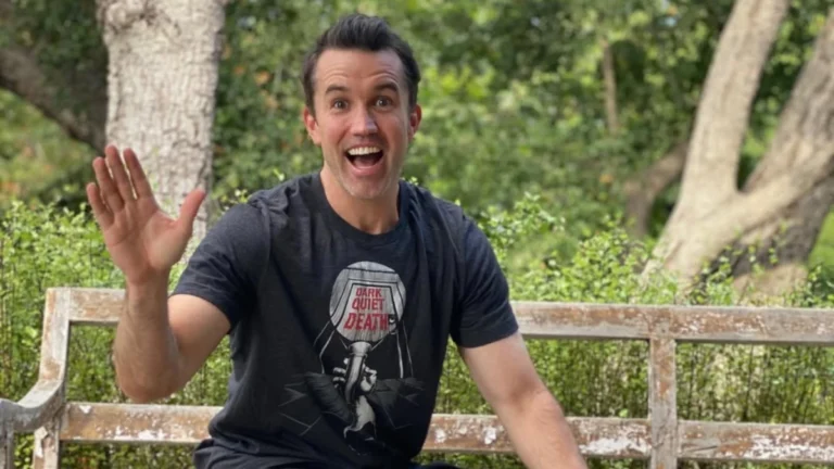 Rob McElhenney entra com pedido legal para mudar o nome; entenda