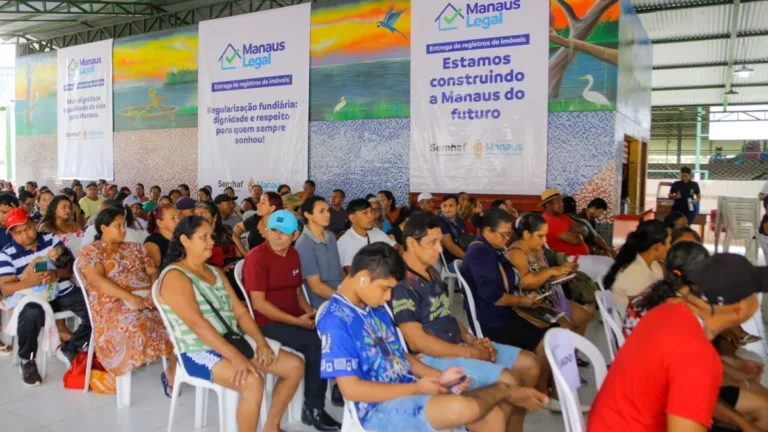 Manaus regulariza mais de 200 títulos de terra a moradores indígenas
