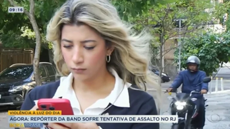 Bandido tenta arrancar celular de repórter da Band no RJ e câmera da emissora registra ação