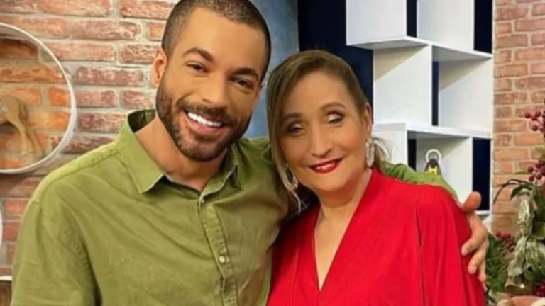 Repórter de Sonia Abrão pede demissão para trabalhar em outro programa de fofocas