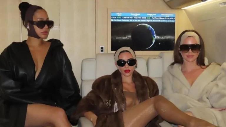 Kim Kardashian viaja seminua para Coreia com peças de sua marca, Skims