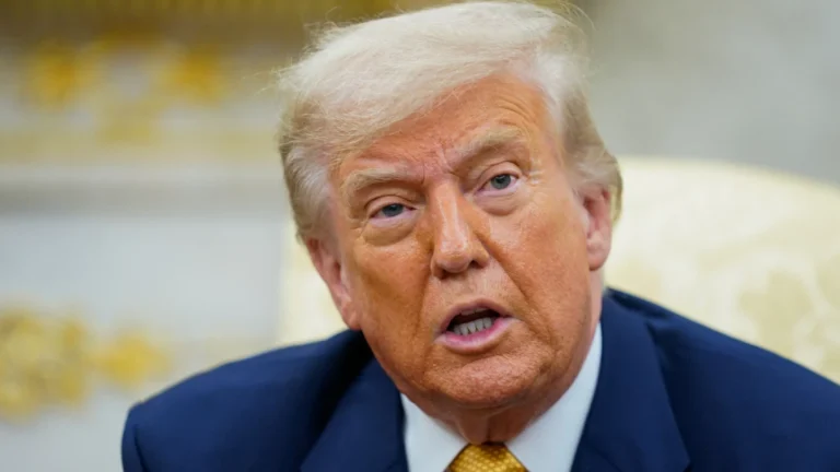 Trump diz que bancos discriminam seus apoiadores