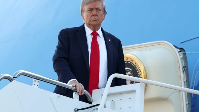 Trump compra mais de US$ 100 mi em títulos durante mandato