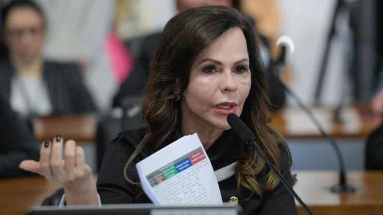 Paraná Pesquisas: Professora Dorinha lidera cenários para o governo do TO
