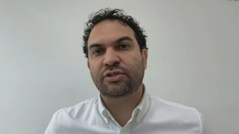 “Pesquisa mostra que Bolsonaro vai muito mal”, diz Felipe Nunes