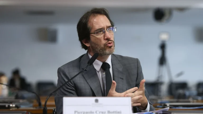 STF precisa decidir uso de dados do Coaf sem aval judicial, diz Bottini
