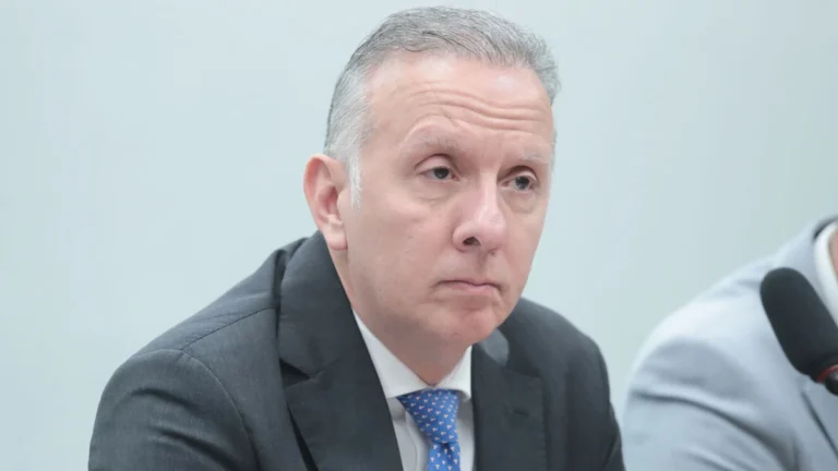 Corte de benefícios fiscais deve ter mesmo relator da reforma tributária