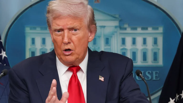 Pesquisa: Washington critica crime, mas vê Trump se envolvendo demais