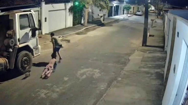 Homem que arrastou companheira pelos cabelos é preso pela polícia