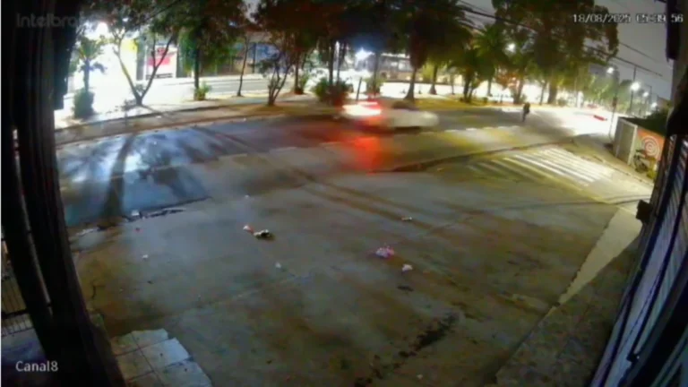 Vídeo: Homem é preso após matar mulher atropelada em SP