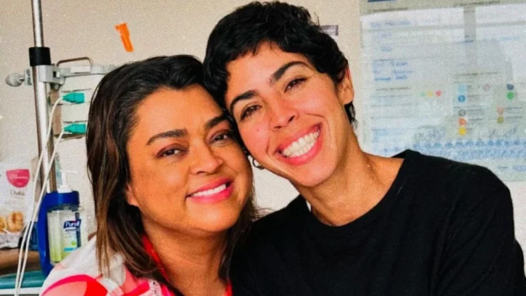Bela Gil revela que sugeriu ser barriga de aluguel para Preta Gil