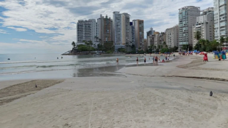 Turista é baleado em assalto em praia do litoral de São Paulo