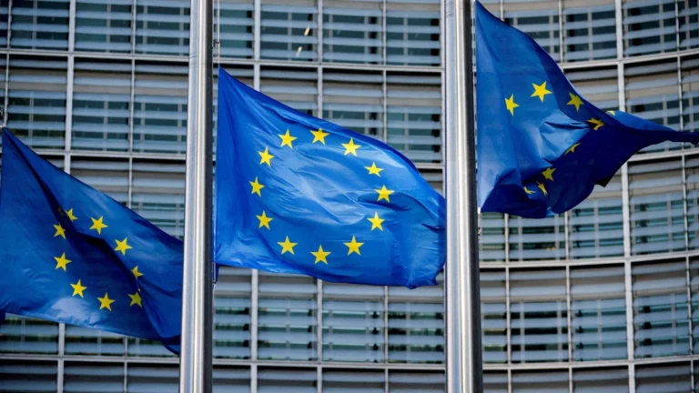 UE diz que esboço de comunicado sobre tarifas foi enviado de volta aos EUA