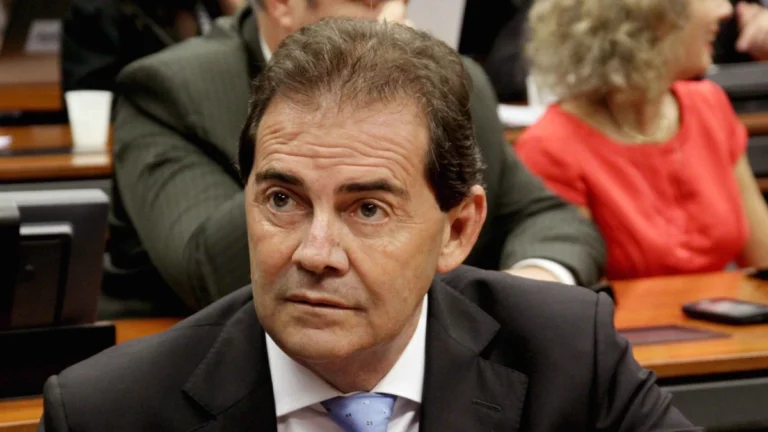 Relator da anistia vê dificuldade em atuar em favor de Bolsonaro