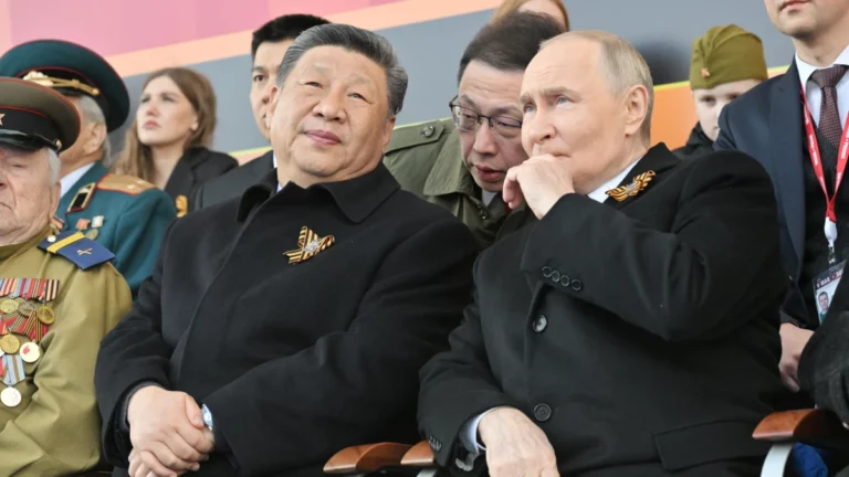 Análise: Presença de Putin na China transmite mensagem para a Europa