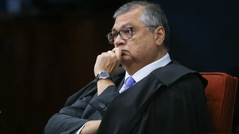 Dino: “Plano não era Bíblia Verde e Amarela, era Punhal Verde e Amarelo”
