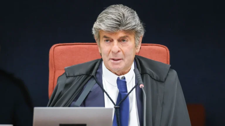 Fux pode votar definição da pena mesmo após pedir absolvição; entenda