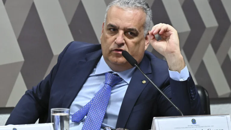 Sai como provável investigado, diz relator sobre Nelson Wilians na CPMI