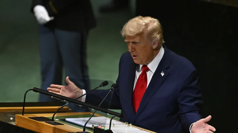 Trump na ONU: símbolos de poder, psicologia política e recados estratégicos