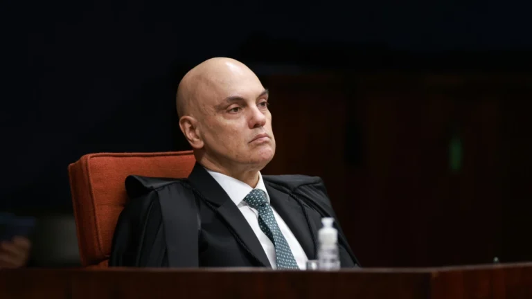 Voto de Moraes no julgamento de Bolsonaro deve levar cerca de três horas