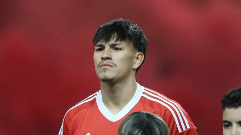 Jogador do Inter afirma ser alvo de chantagem após suposta traição; entenda