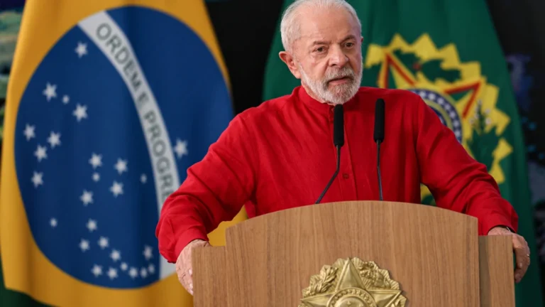 Lula decide vetar mudança na Lei da Ficha Limpa