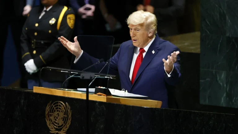 Trump critica países da Europa por compra de petróleo e gás da Rússia