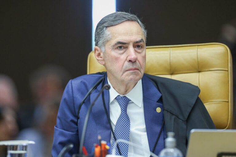 Barroso cogita voto sobre aborto como seu “ato final” no STF