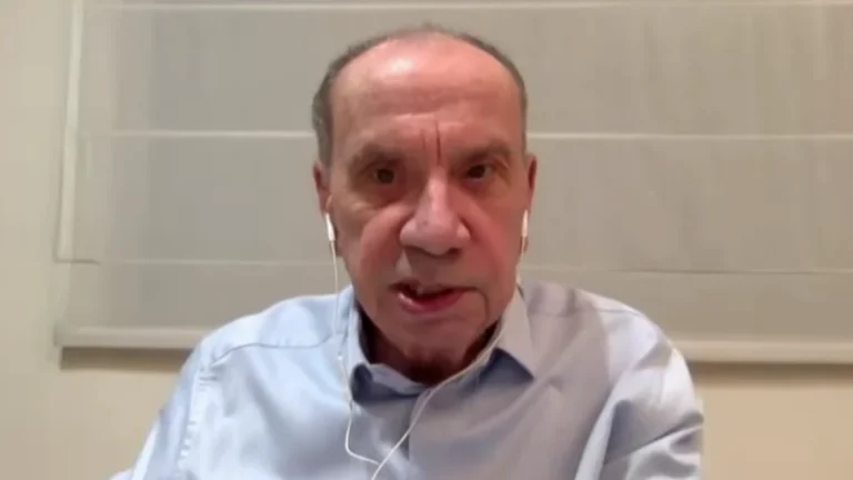 Bolsonaro é carta fora do baralho, e Trump sabe disso, diz Aloysio Nunes