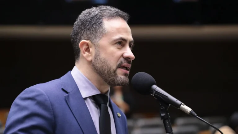 Governo reavalia estratégia e deve tirar “jabuti fiscal” do PL do Metanol