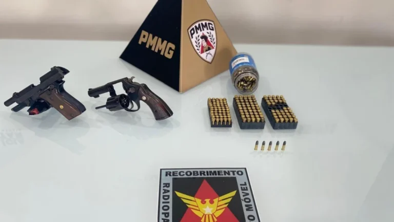 Após ser ameaçado pelo pai, jovem procura PM para entregar munições e armas