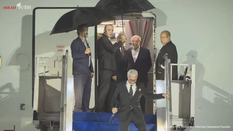 Lula desembarca na Indonésia para participar de cúpula na Ásia