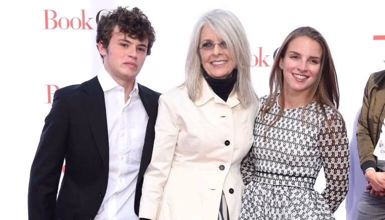 Diane Keaton escolheu viver solteira e tinha dois filhos adotivos; entenda