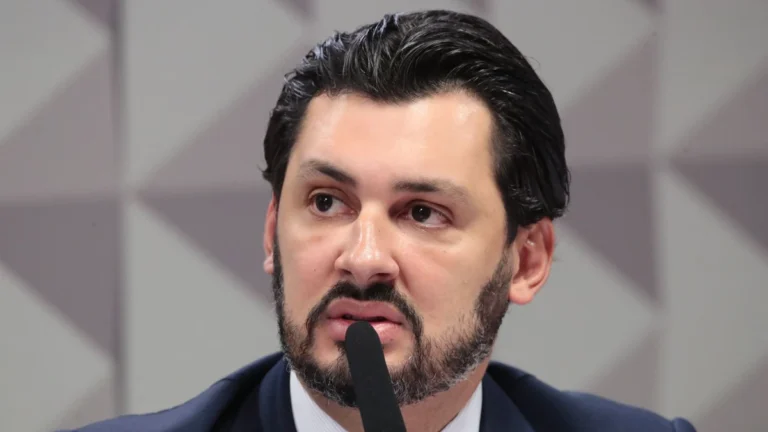 À CPMI, ex-sócio nega esquema e diz não ser “laranja” de Nelson Wilians