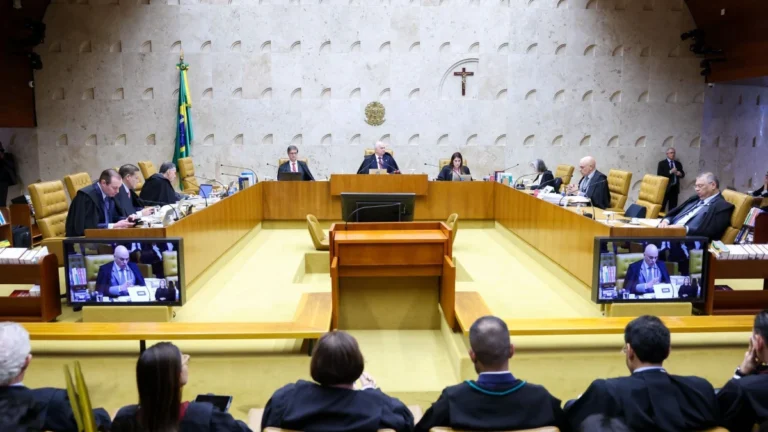 STF marca julgamento de primeira ação contra reforma tributária