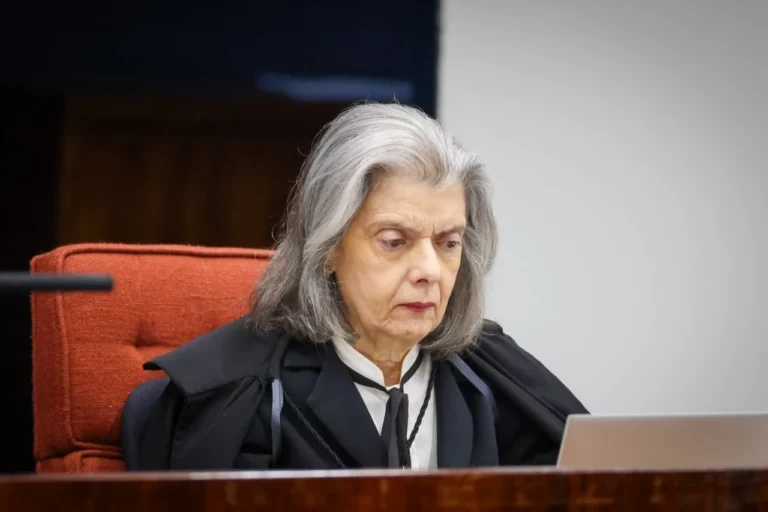Cármen manda Conselho explicar mudanças no saque-aniversário do FGTS