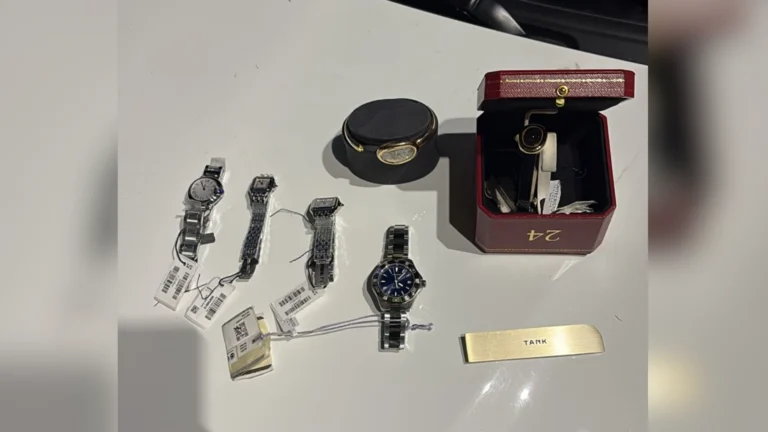 SP: Ladrões roubam 70 relógios de luxo e trocam tiros com a PM em shopping