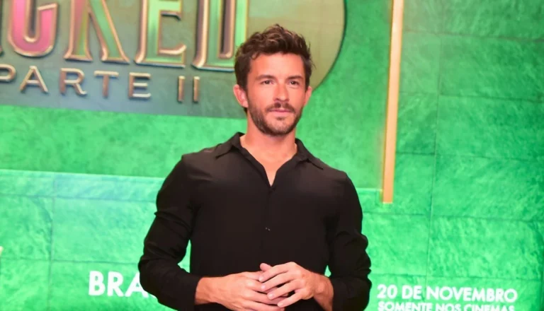 “A minha vida toda eu quis vir para o Brasil”, diz Jonathan Bailey